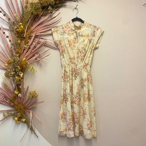 1970s Buttery Cream Floral Sun Dress VINTAGE vtg